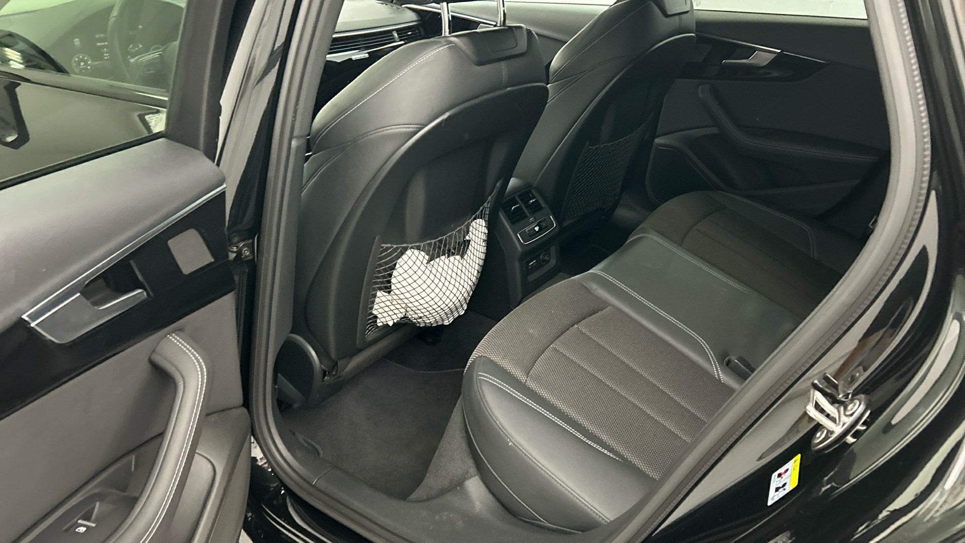 Audi A4 Avant 40 TDI Qu. S-Line NAVI SPORTSITZE KLIMAAUT LED RADIO 7