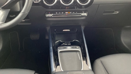 Mercedes-Benz B 200 d Progressive RFK 9