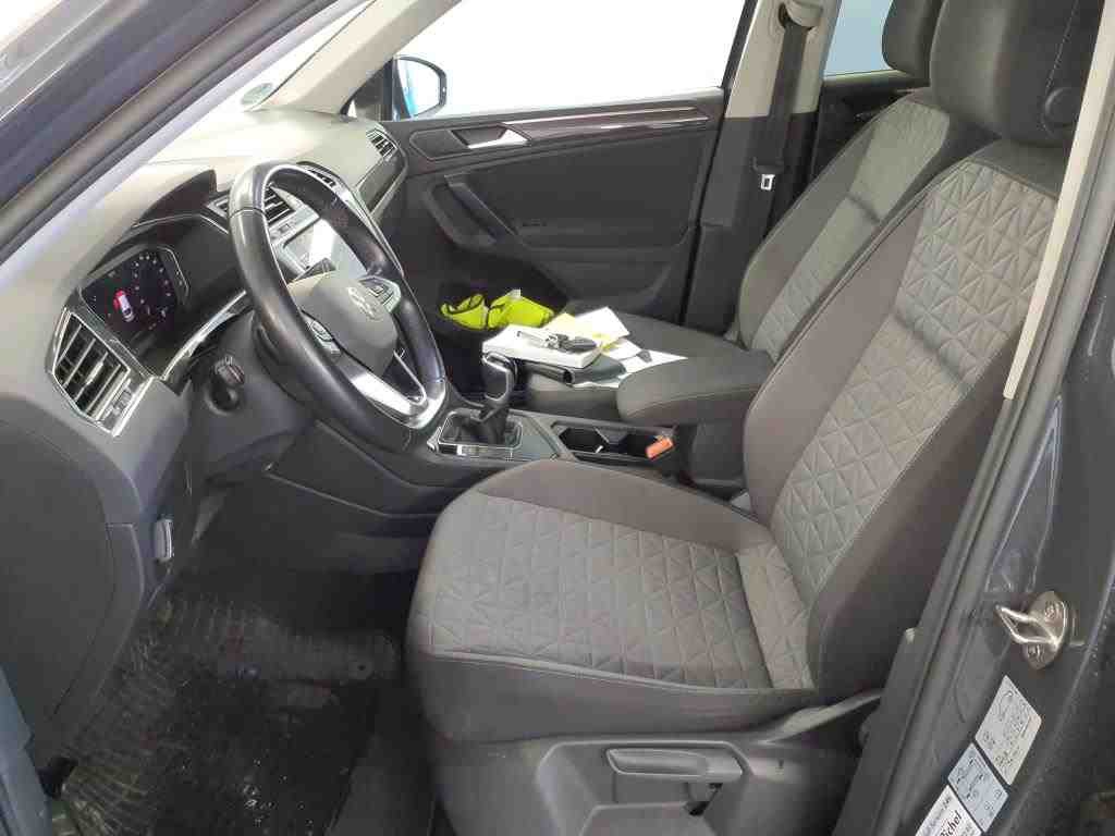 Volkswagen Tiguan 2.0 TDI Life Navi LED AID 6