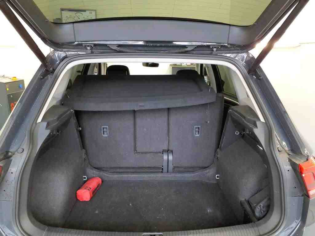 Volkswagen Tiguan 2.0 TDI Life Navi LED AID 10