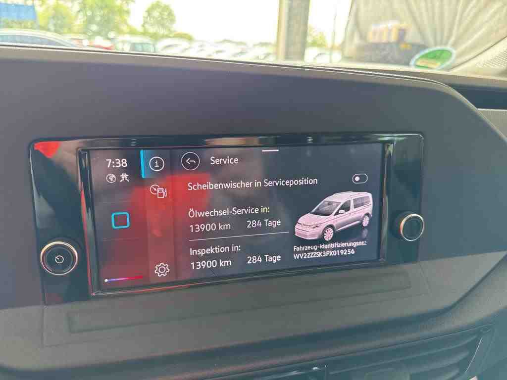 Volkswagen Caddy 2.0 TDI KLIMA RADIO TEMPO MFL DAB 12
