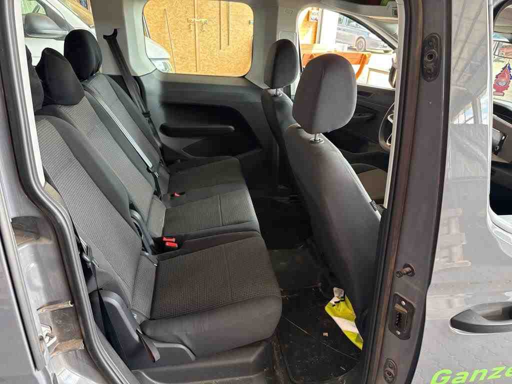 Volkswagen Caddy 2.0 TDI KLIMA RADIO TEMPO MFL DAB 7