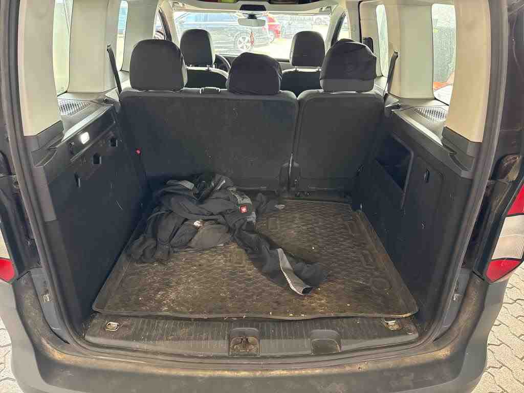 Volkswagen Caddy 2.0 TDI KLIMA RADIO TEMPO MFL DAB 10