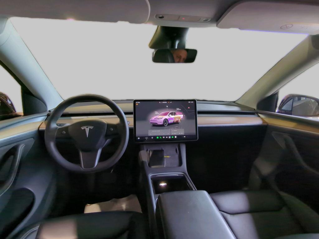 Tesla Model Y Long Range AWD Navi LED Pano Leder AHK 5