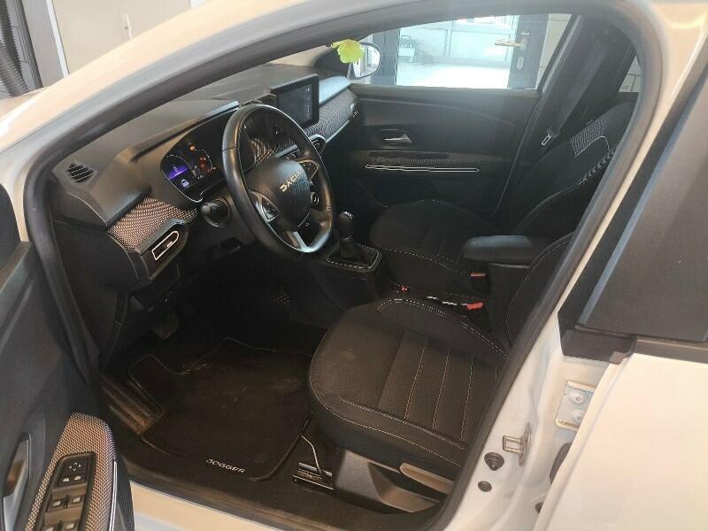 Dacia Jogger 1.6 Navi RFK SHZ BT 6