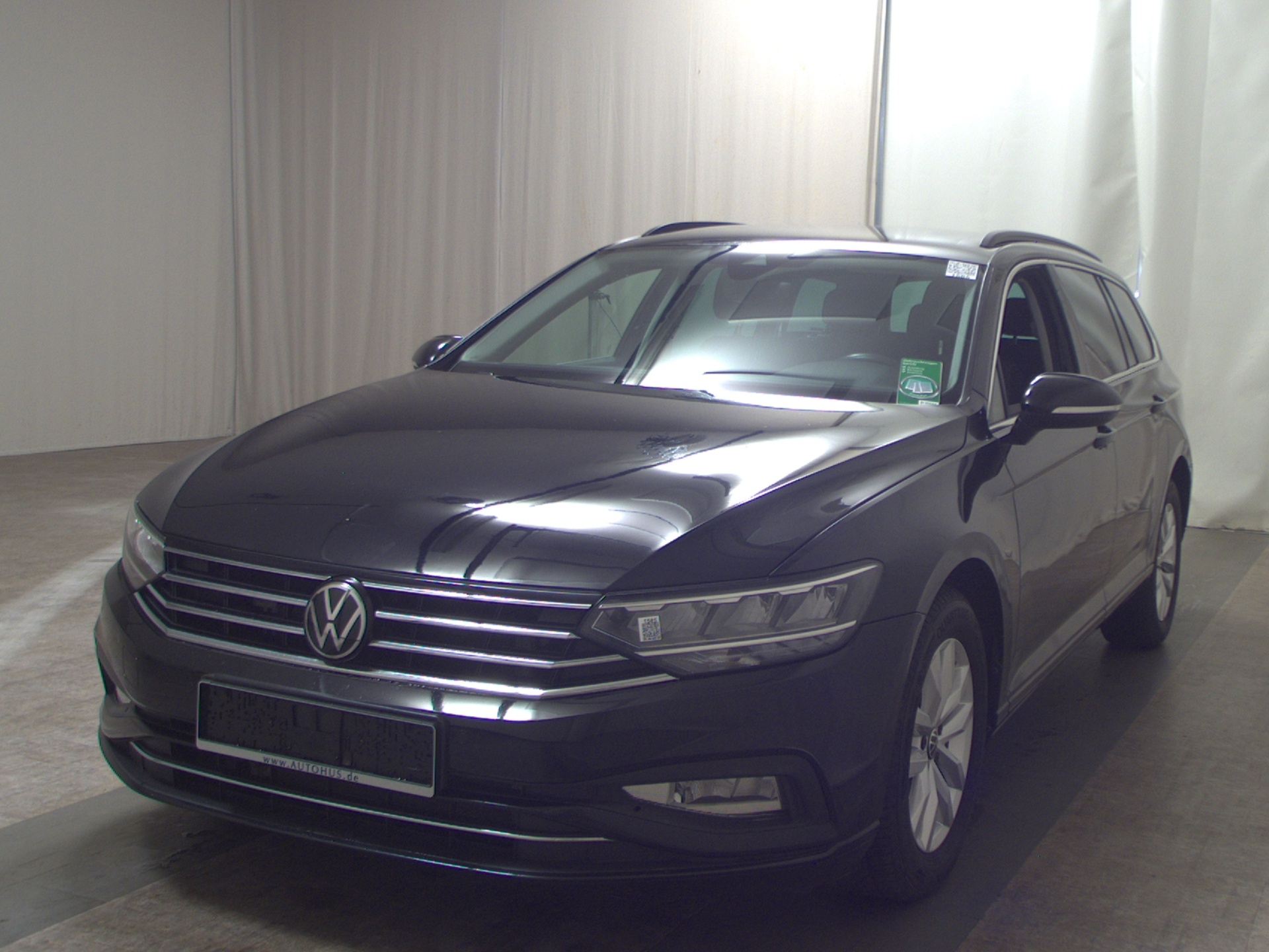 Volkswagen Passat Variant 2.0 TDI Navi LED PDC Shz AHK 2