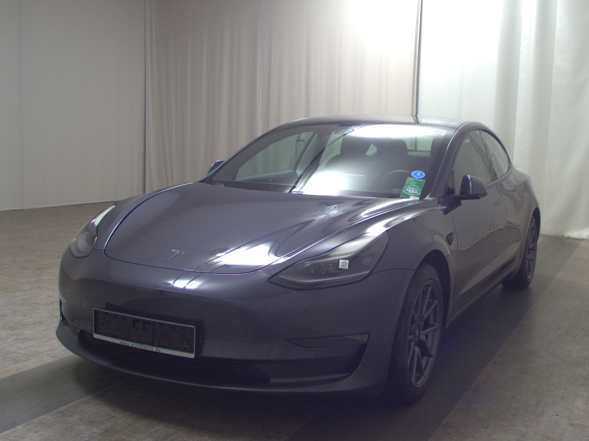 Tesla Model 3 Long Range AWD Navi LED Pano Leder AHK 2