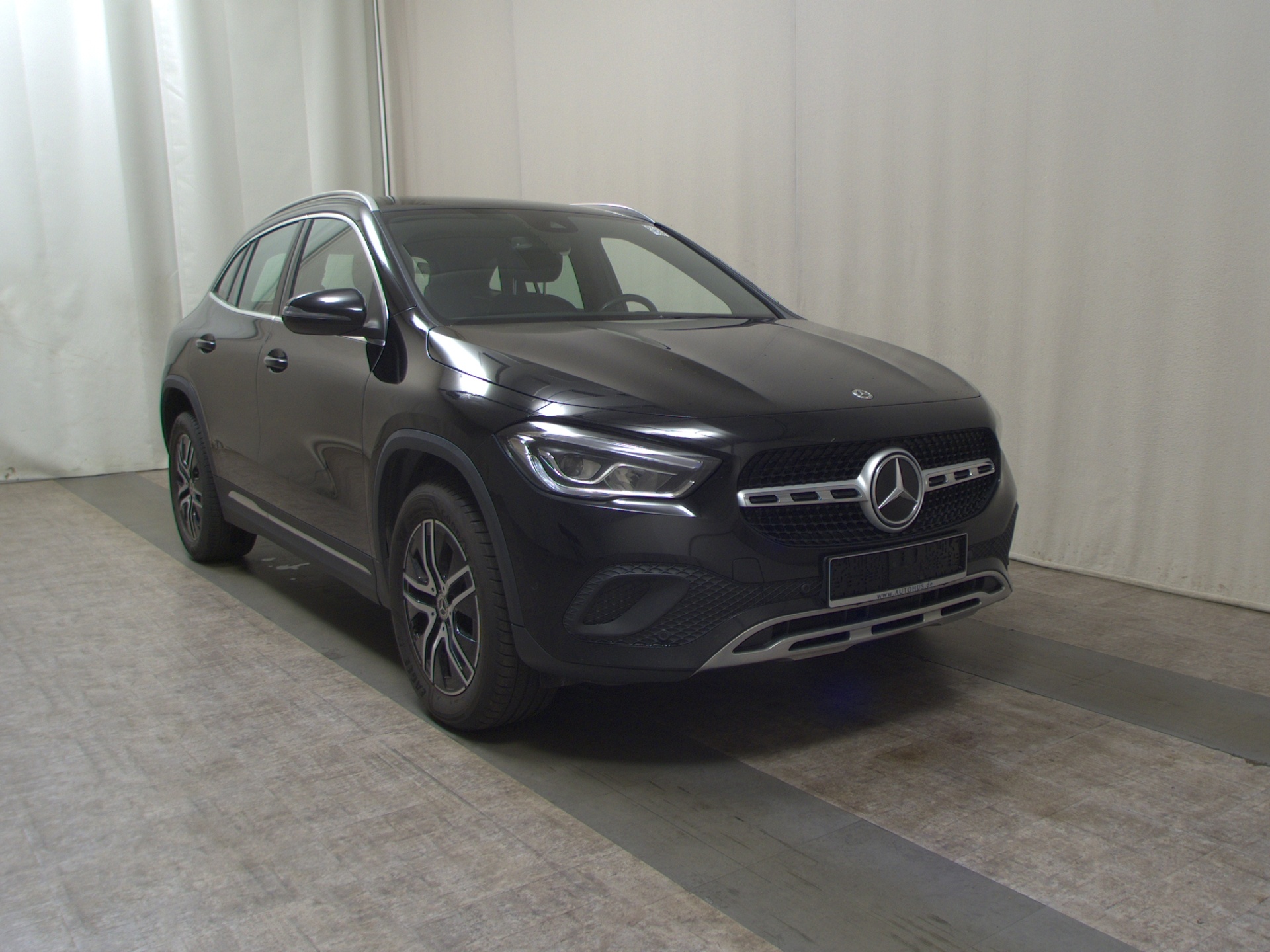 Mercedes-Benz 220 d Progressive NAVI LED AHK RFK SHZ 3