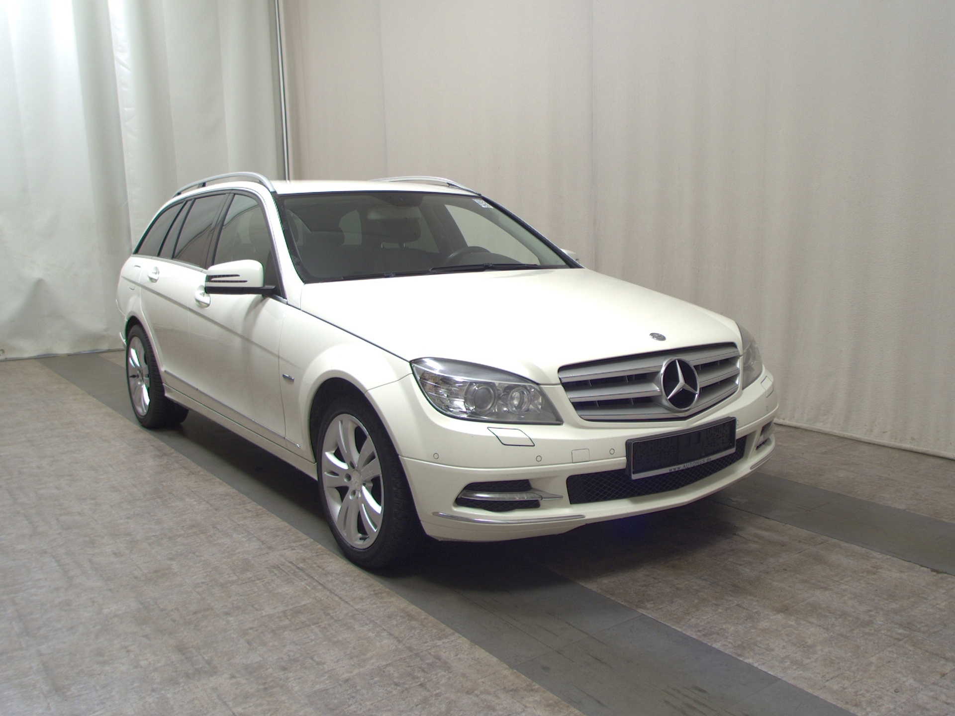 Mercedes-Benz C 220 T CDI Avantgarde Xenon AHK HU 12/27 3