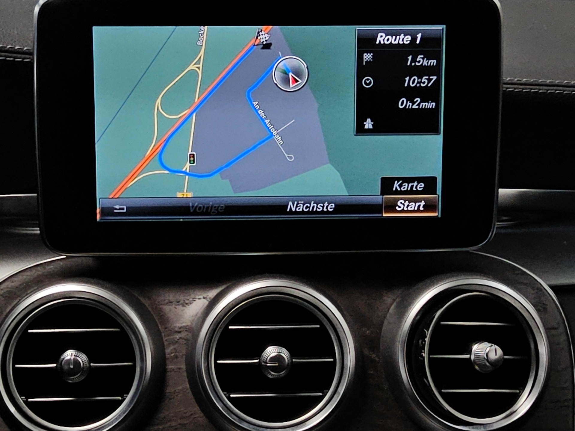 Mercedes-Benz C 250 T d Avantgarde Leder LED PDC Navi Shz 7