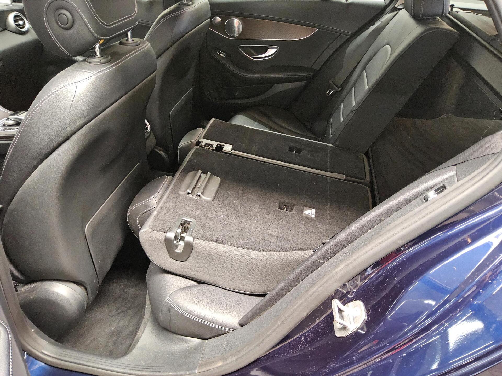 Mercedes-Benz C 250 T d Avantgarde Leder LED PDC Navi Shz 12