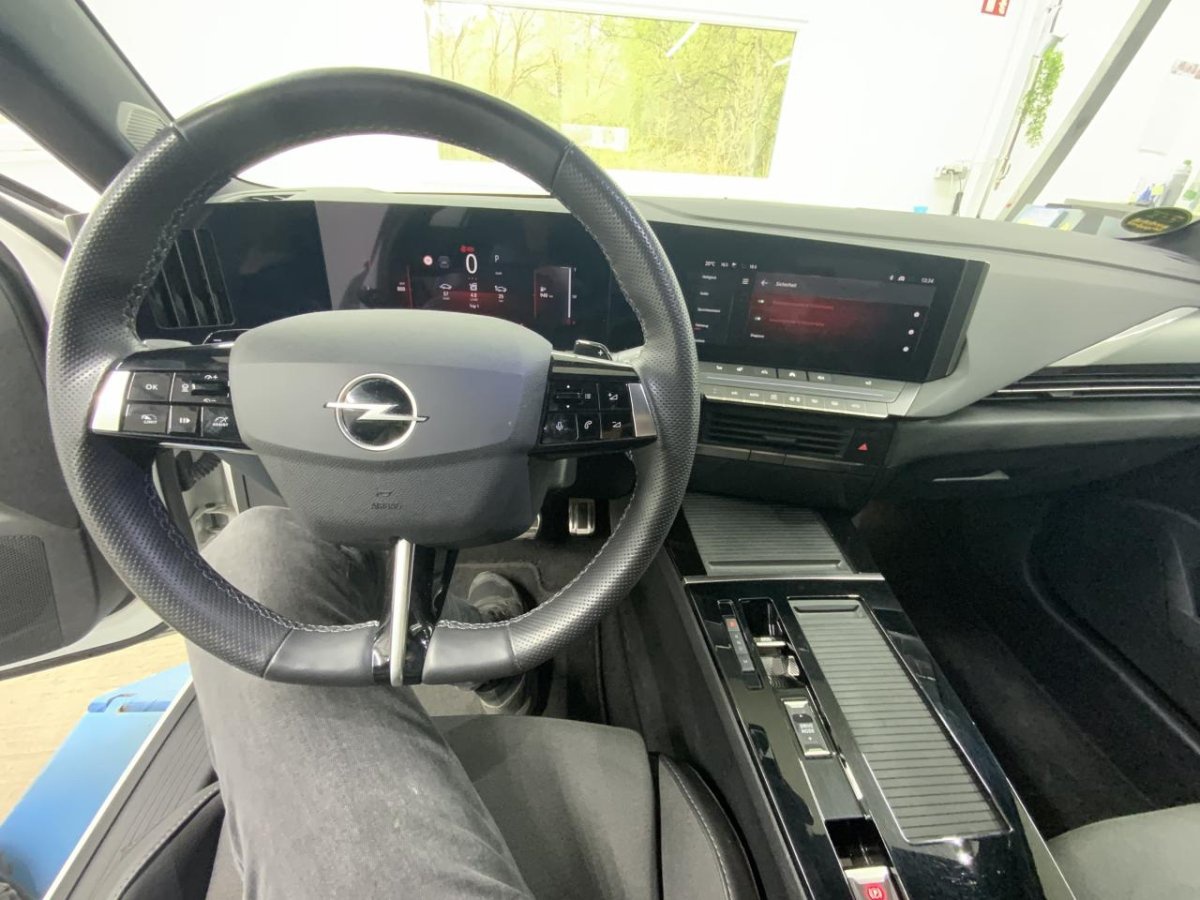 Opel Astra ST 2.0 D GS Line Navi LED Shz T-Leder RFK 5