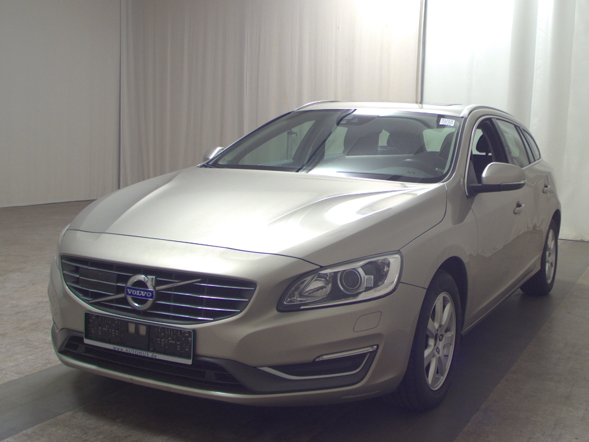 Volvo V60 D4 Leder Navi GSD Xenon 2