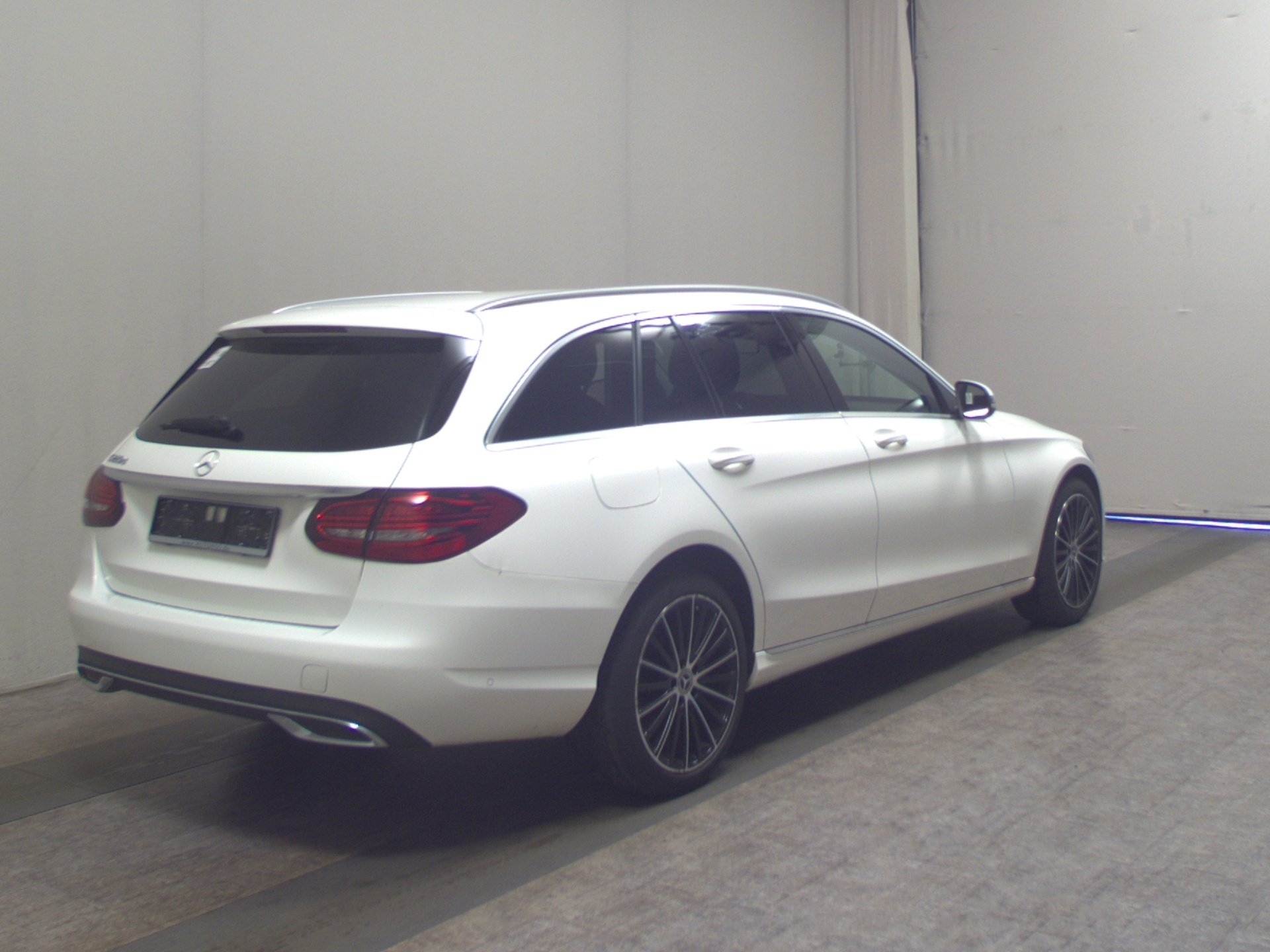 Mercedes-Benz C 220 T d Avantgarde T-Leder Navi LED Shz PDC 4
