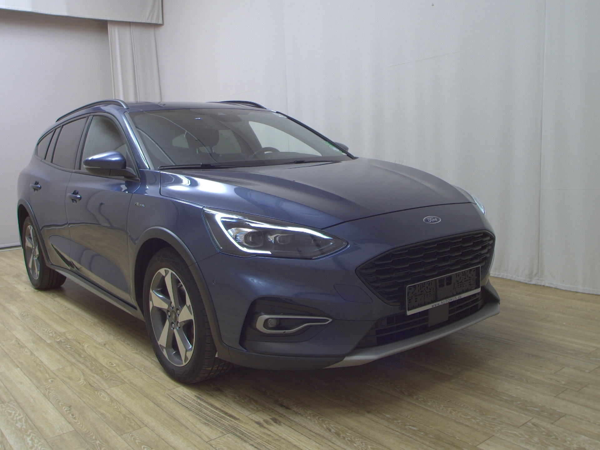 Ford Focus Turnier 2.0 EB Active X Navi LED ACC RFK 3