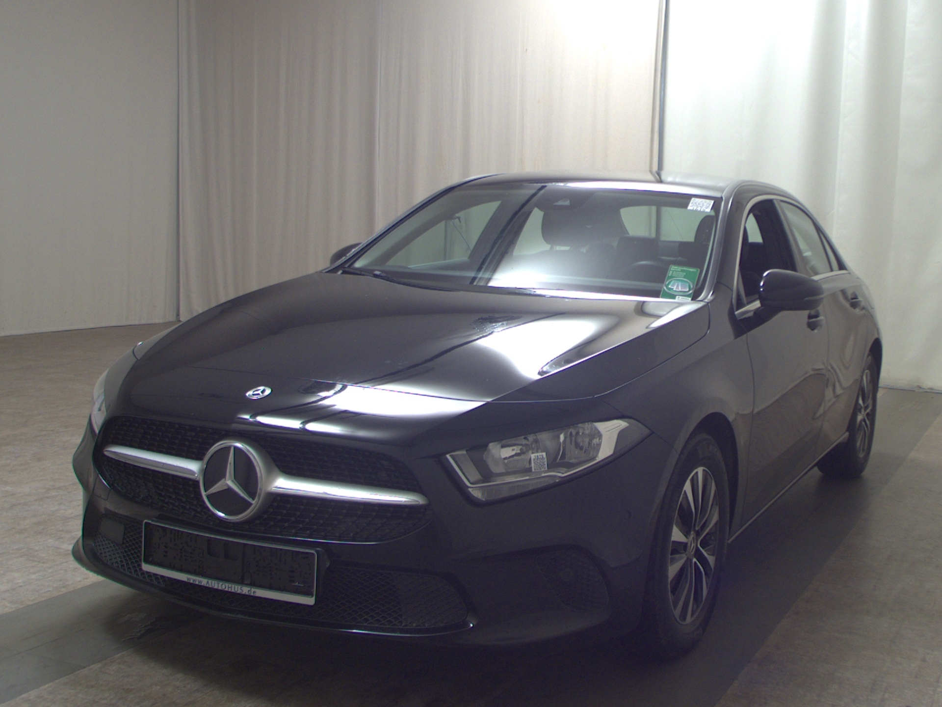 Mercedes-Benz A 180 d Navi T-leder Shz PDC 2