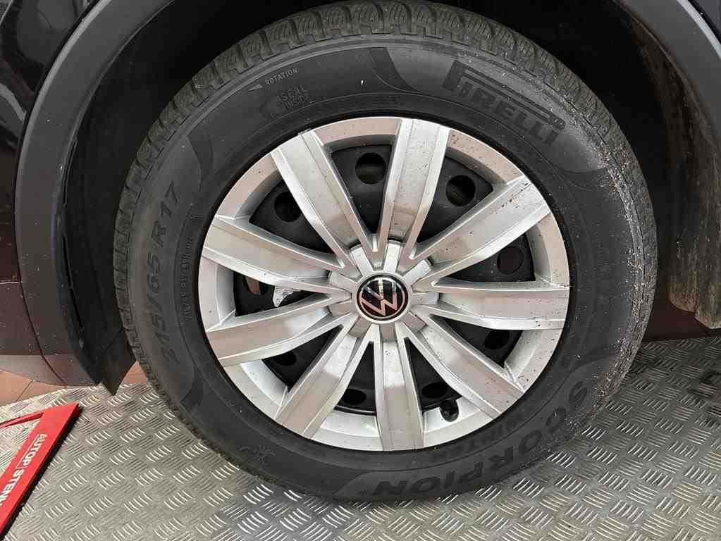Volkswagen Tiguan 2.0 TDI Life 2.0 TDI Navi LED AHK 11