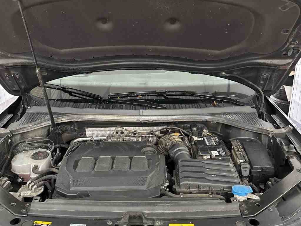 Volkswagen Tiguan 2.0 TDI Life 2.0 TDI Navi LED AHK 10