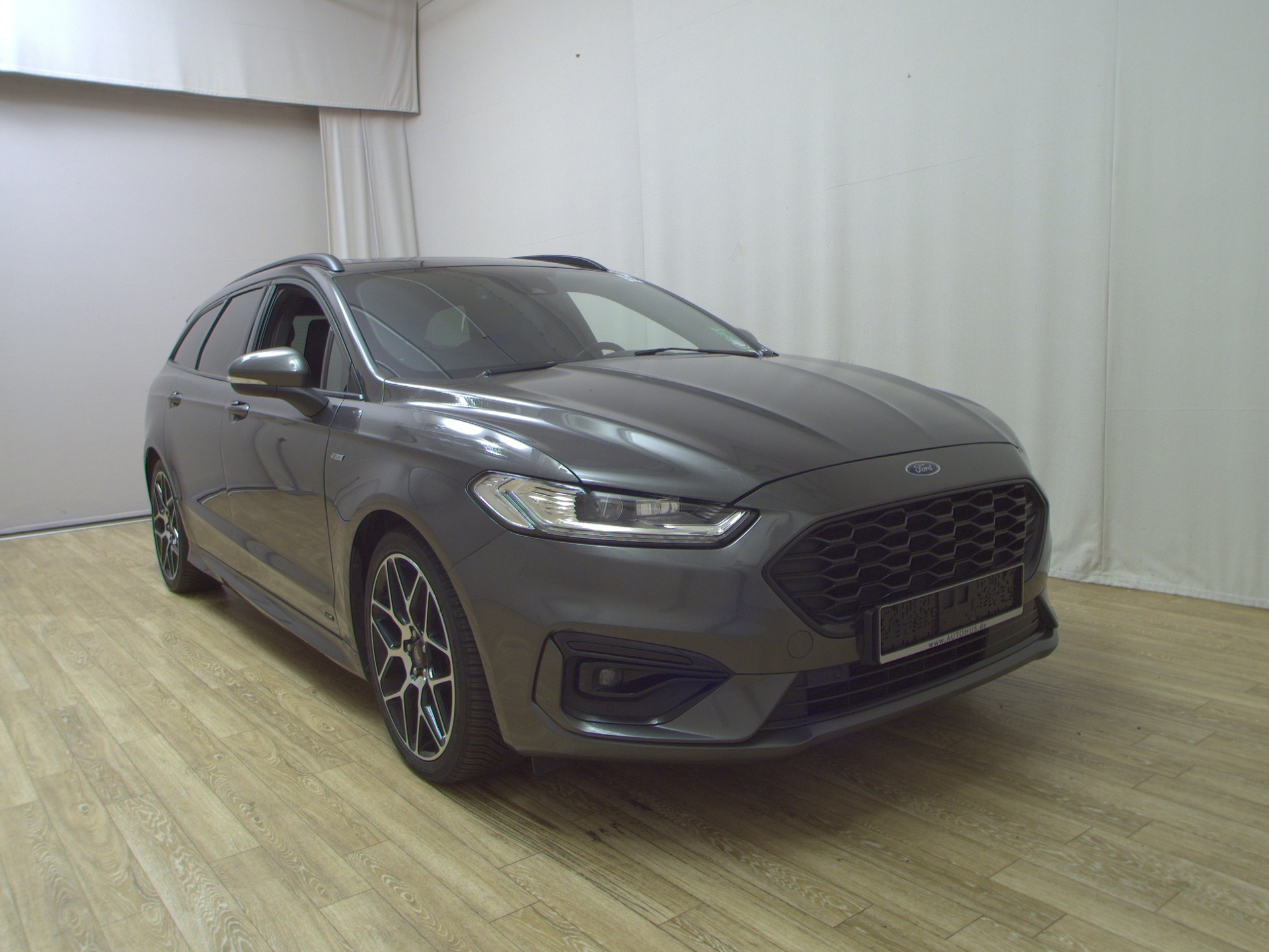 Ford Mondeo Turnier 2.0 EB ST-Line Navi Shz Pano AHK PDC 3