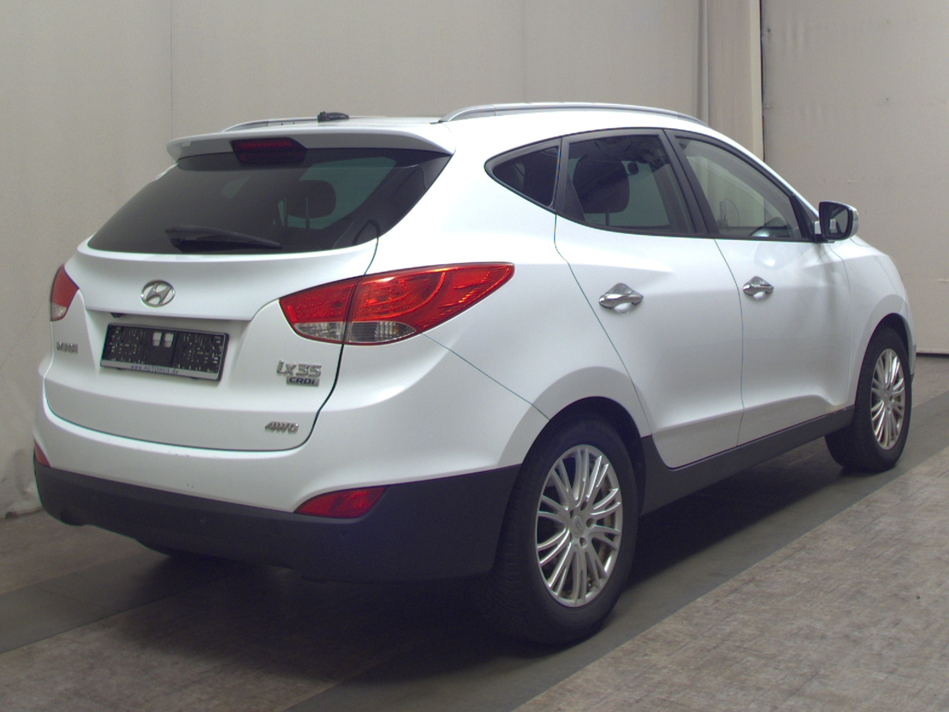 Hyundai Tucson 2.0 CRDI NAVI SHZ LEDER 4
