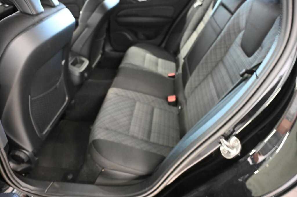 Volvo V60 B4 D Core RFK AHK 9