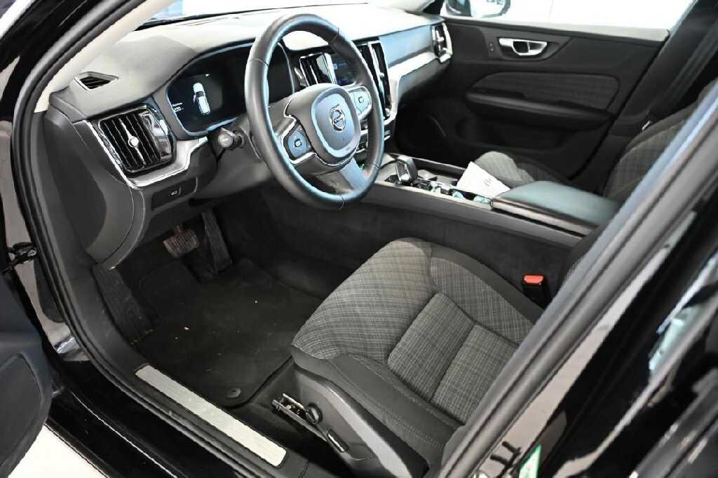 Volvo V60 B4 D Core RFK AHK 6