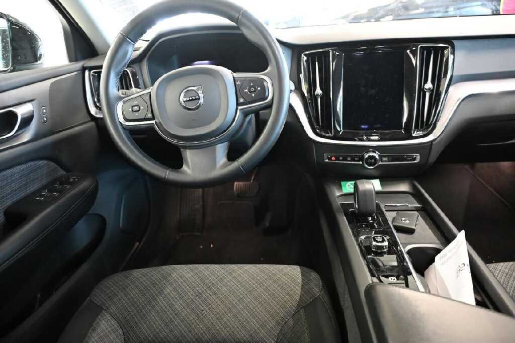 Volvo V60 B4 D Core RFK AHK 5