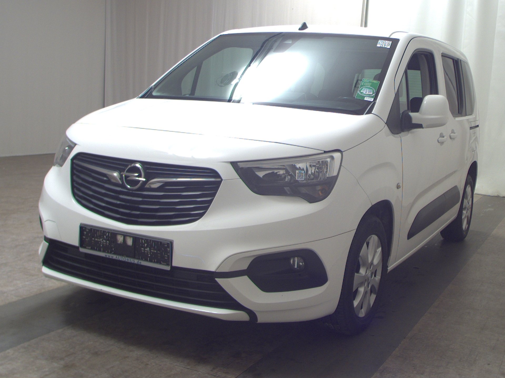 Opel Combo Life 1.5 D Elegance Navi Shz 2