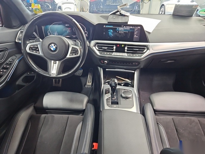 BMW 330e Touring M-Sport Navi LED Shz T-Leder PDC 5