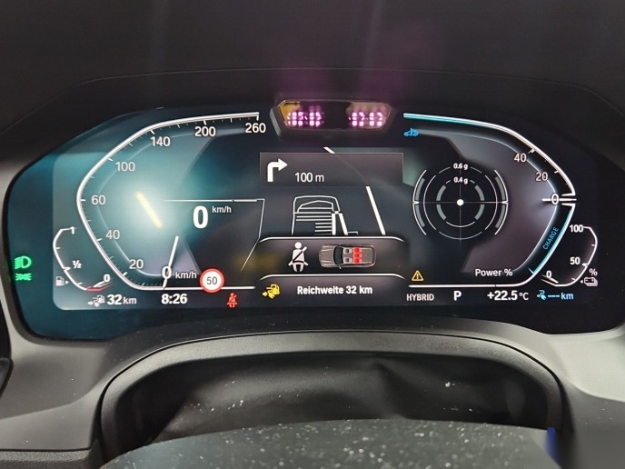 BMW 330e Touring M-Sport Navi LED Shz T-Leder PDC 7