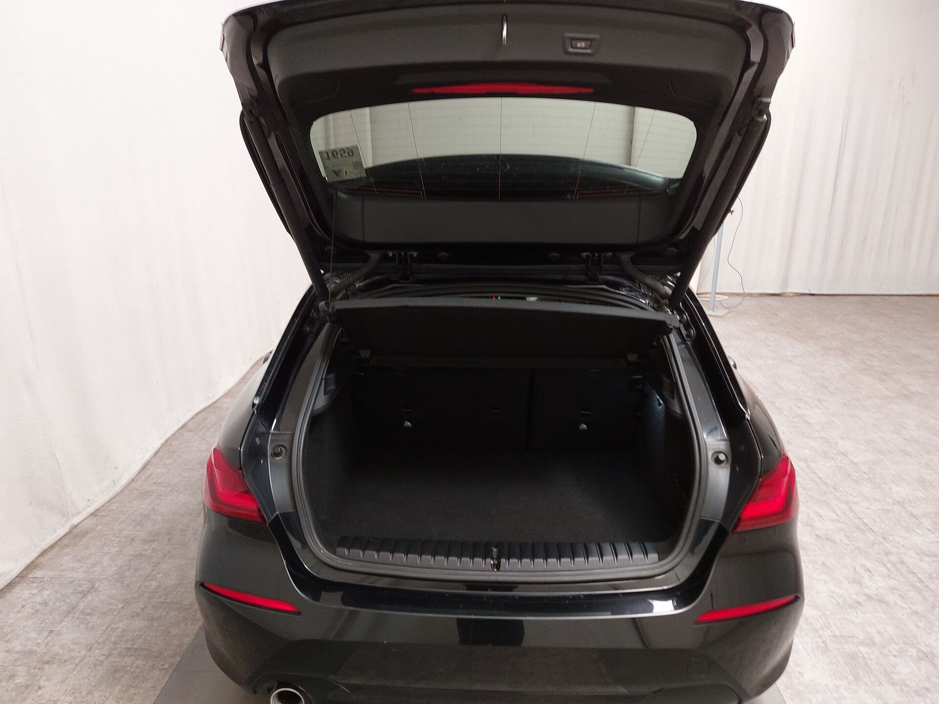 BMW 118i Advantage Navi LED LC-Pro PDC SHZ 15