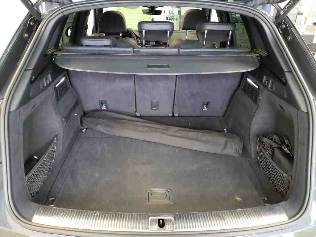 Audi Q5 50 TDI Qu. advanced Pano 12