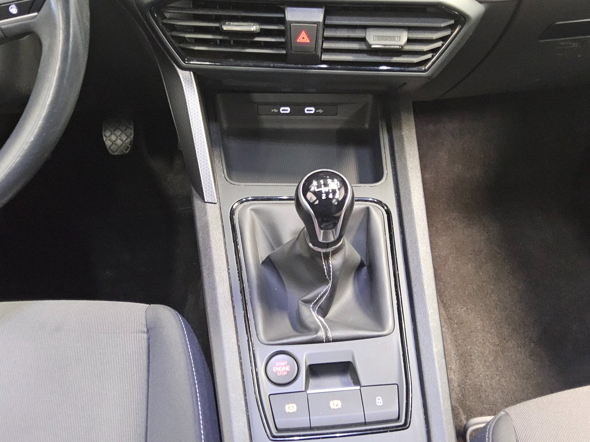 Seat Leon 2.0 TDI LED Virtual DAB 6