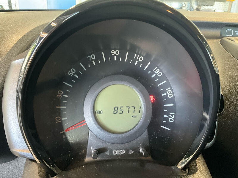 Citroën C1 1.0 KLIMAAUT SHZ KAMERA 8