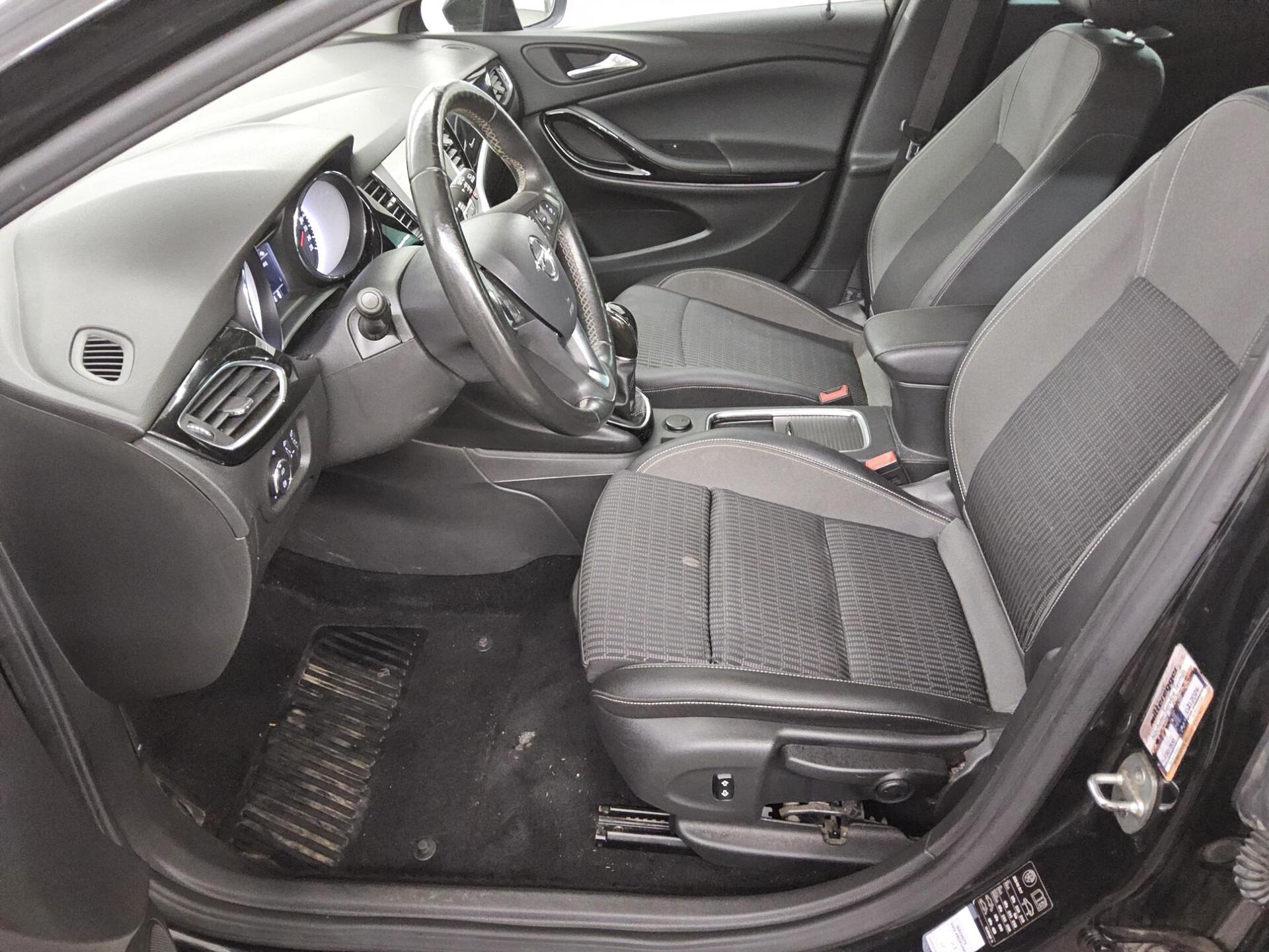 Opel Astra ST 1.5 D Design Edition Navi LED Shz RFK 8