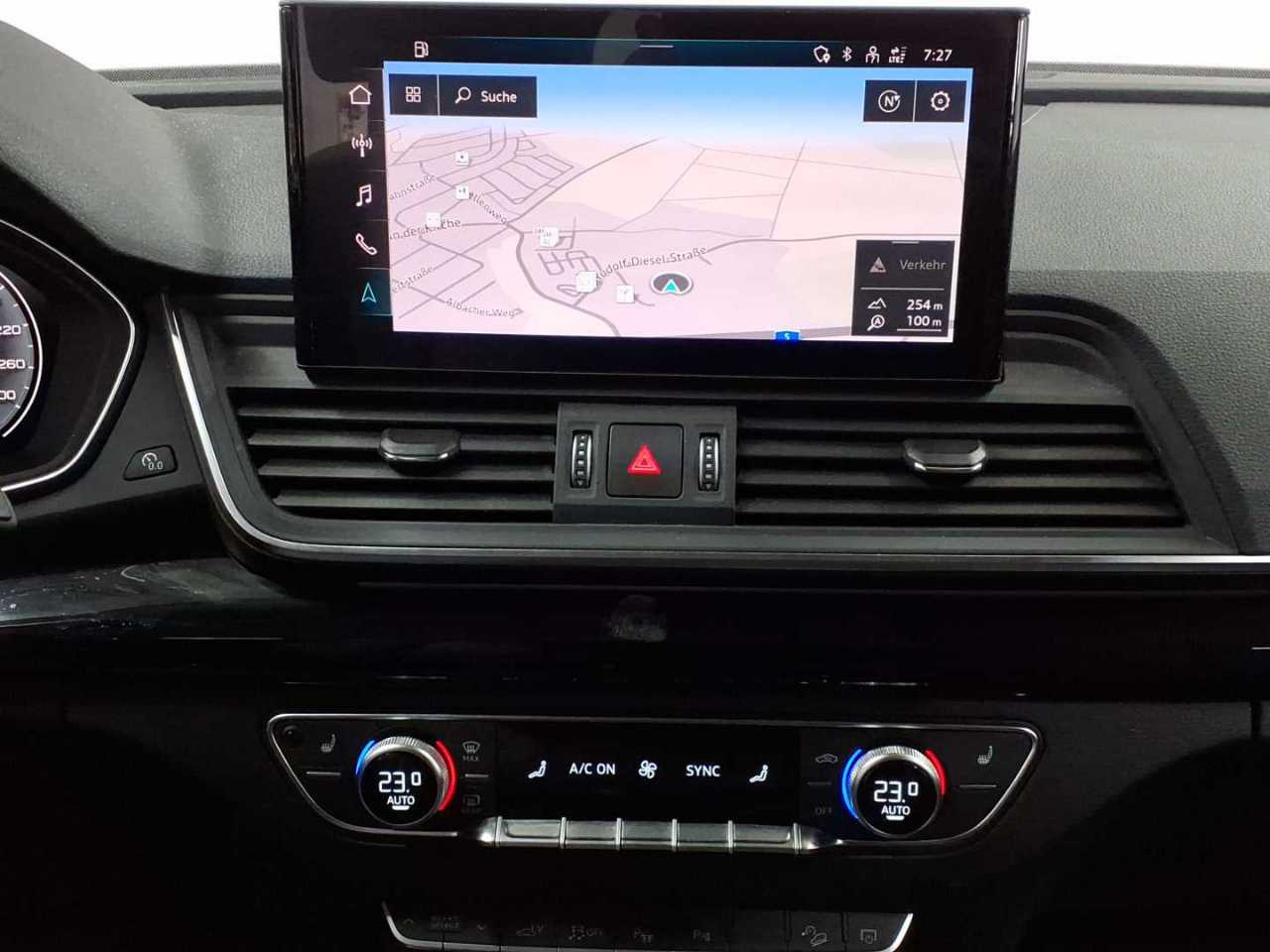 Audi Q5 50 TFSI e Qu. advanced LEDER NAVI LED SHZ PDC 8