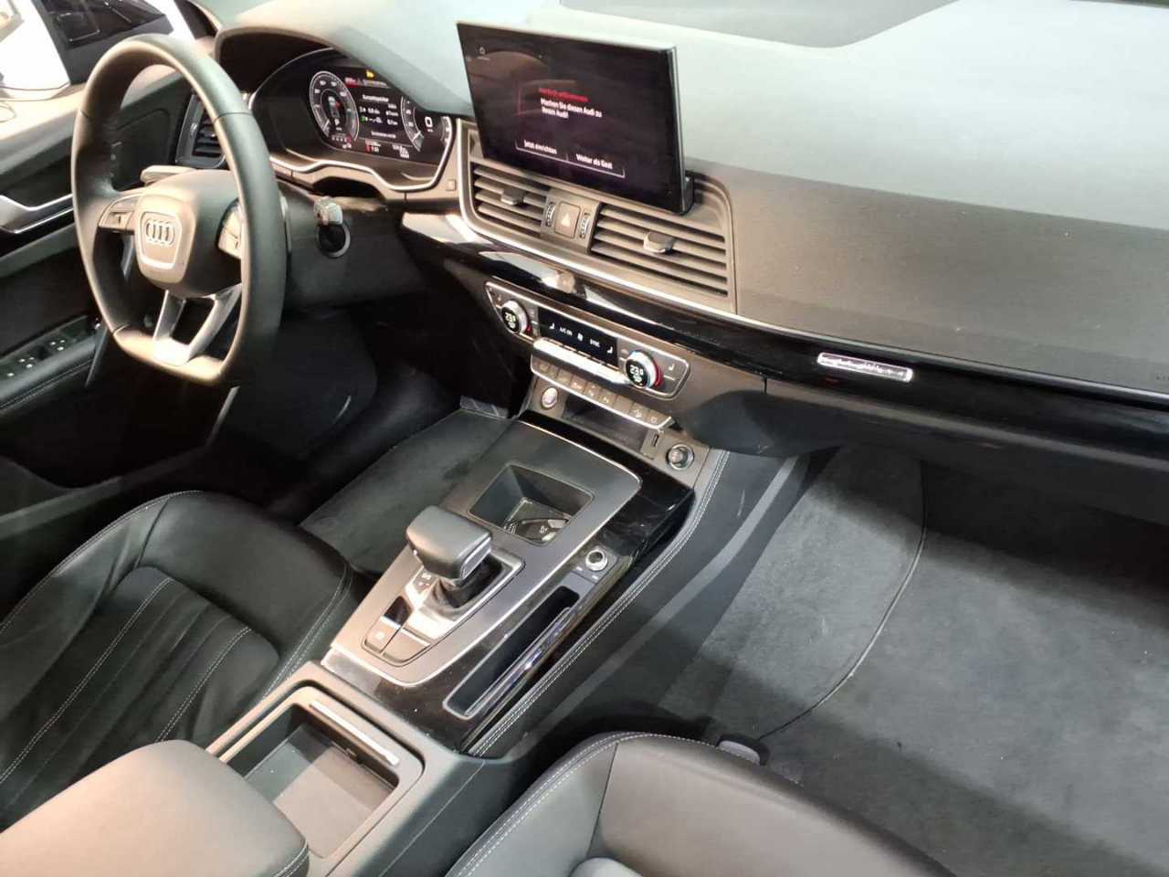 Audi Q5 50 TFSI e Qu. advanced LEDER NAVI LED SHZ PDC 5