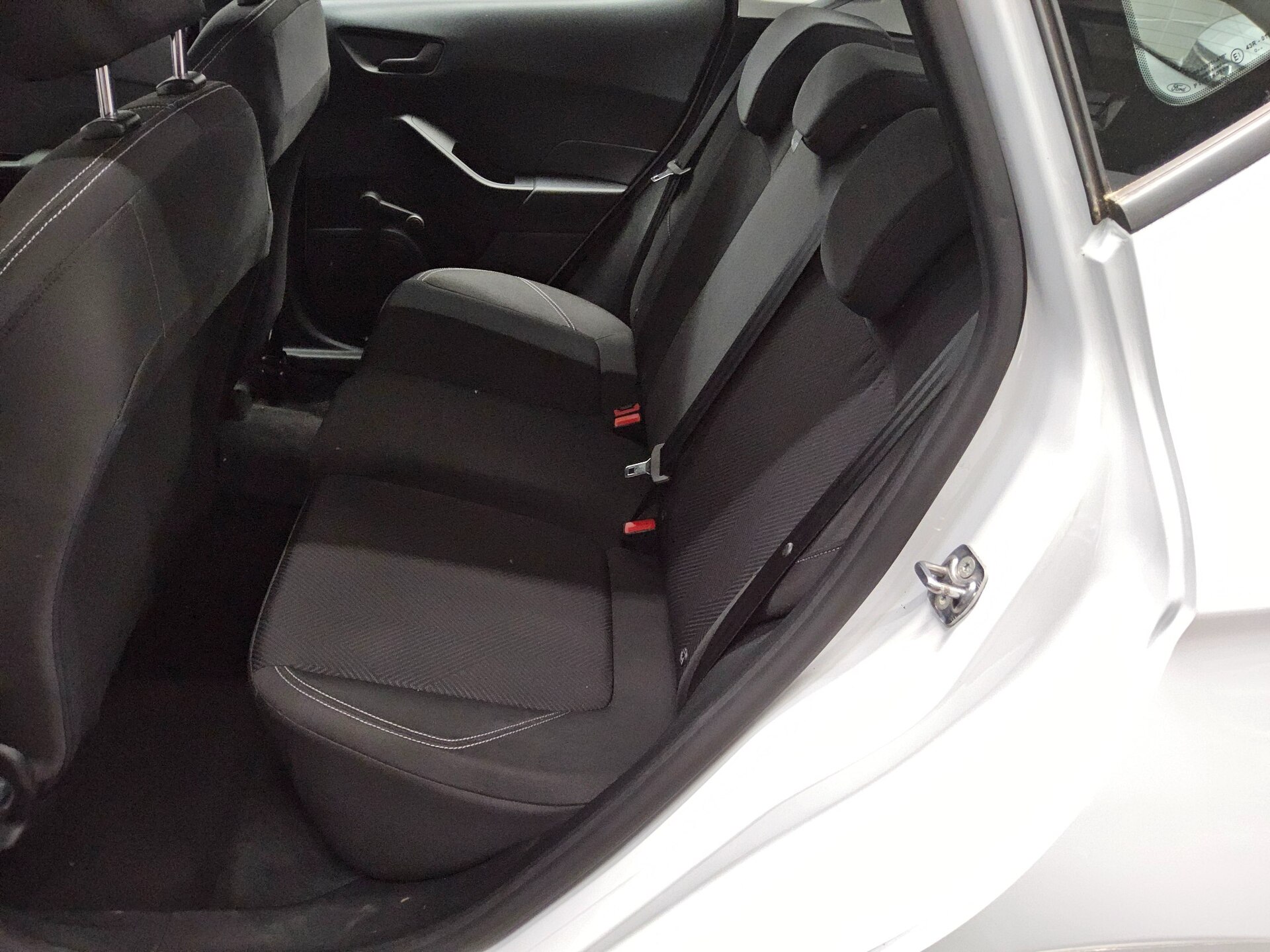 Ford Fiesta 1.1 Cool&Connect LED PDC Shz Tempomat 13