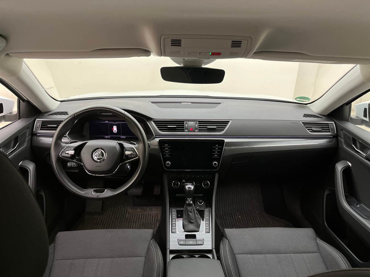 Skoda Superb Kombi 1.4 TSI iV Style NAVI LED SHZ RFK 5