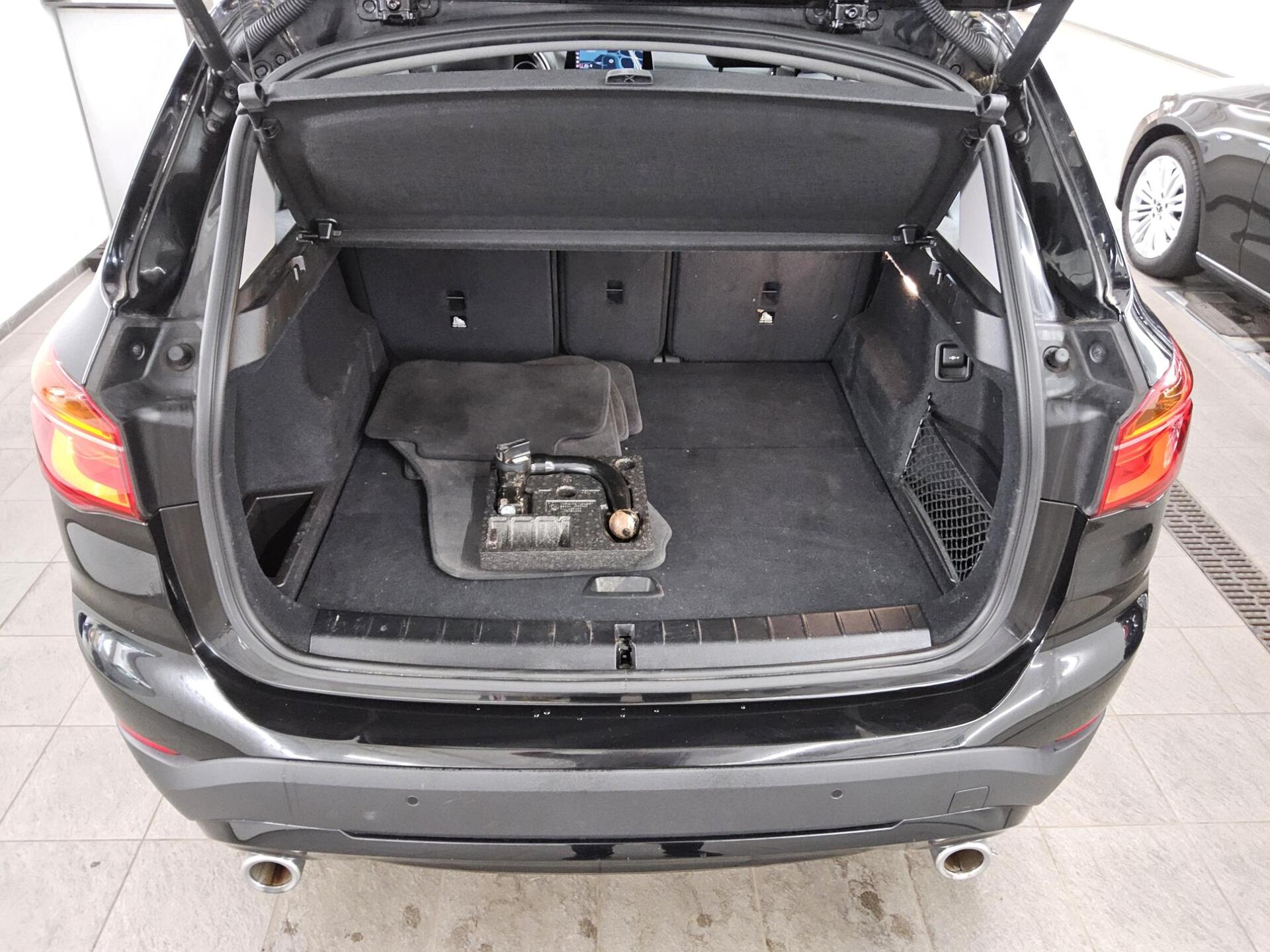 BMW X1 sDrive18d Advantage Navi Shz HuD el.Heck AHK RFK 11