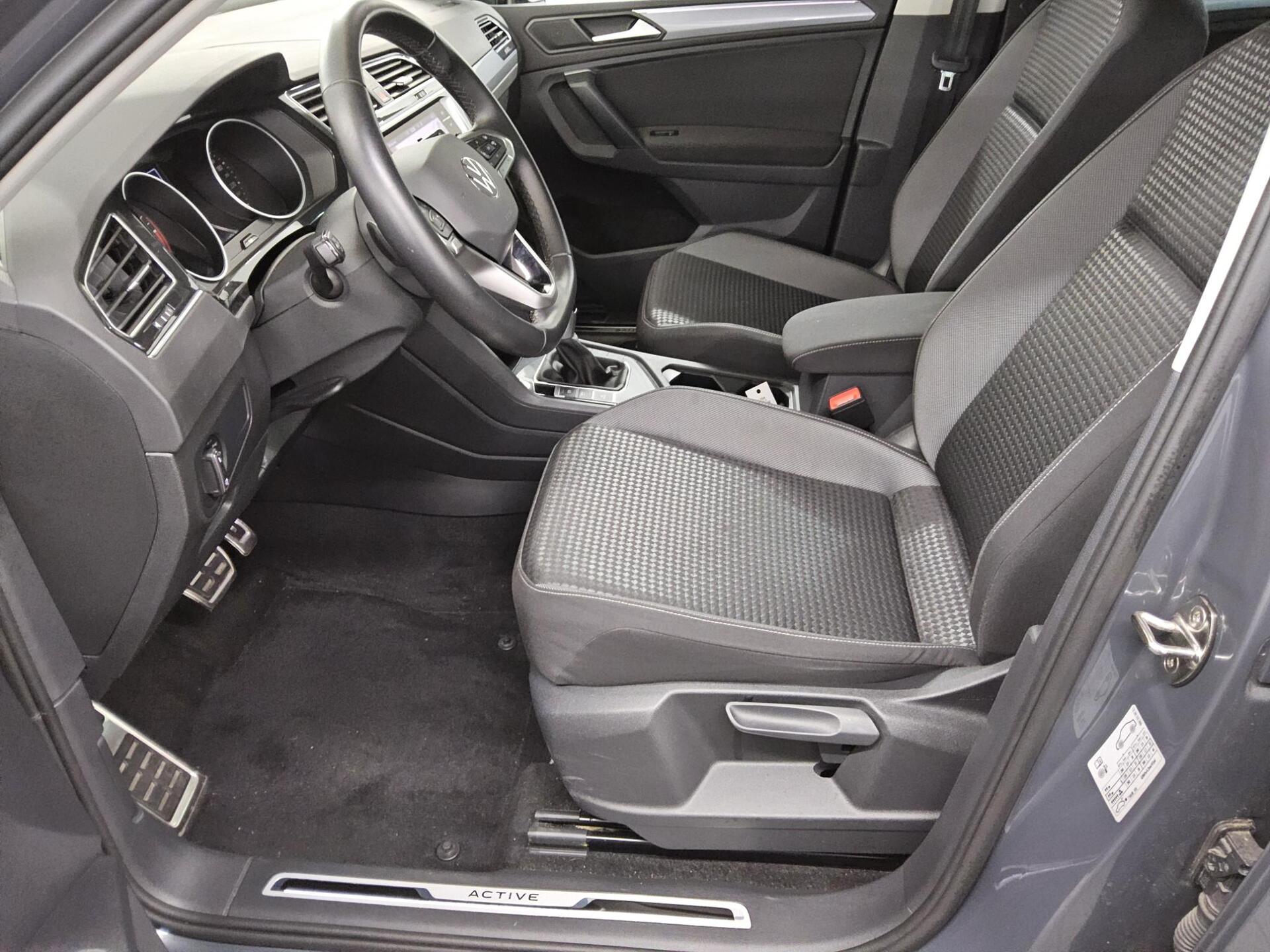 Volkswagen Tiguan 2.0 TDI Life Navi LED Shz AHK RFK 8