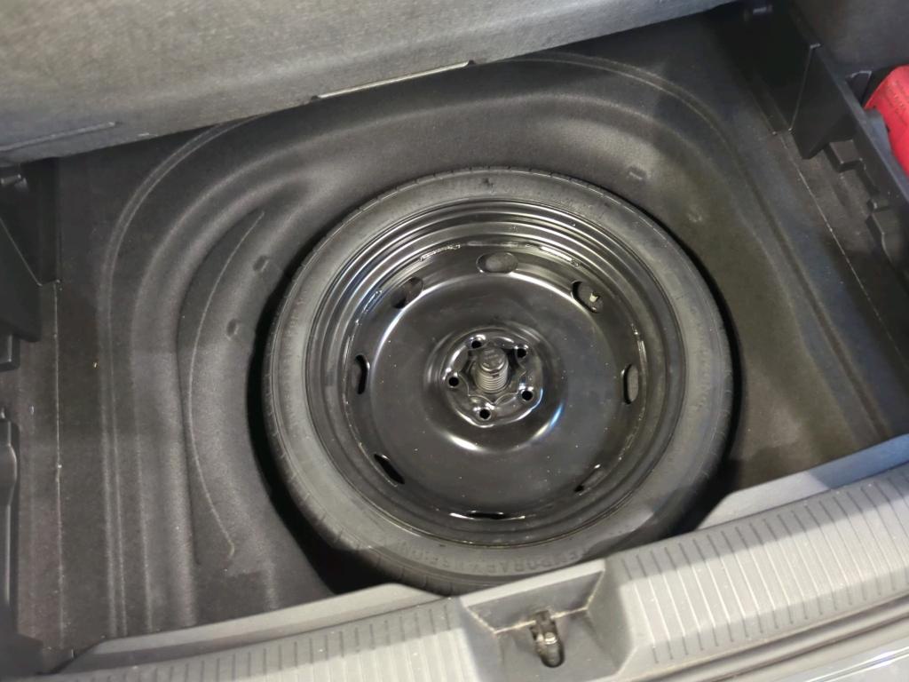 Volkswagen Golf-8 Var. 2.0 TDI Style NAVI LED SHZ el.Heck RFK 11