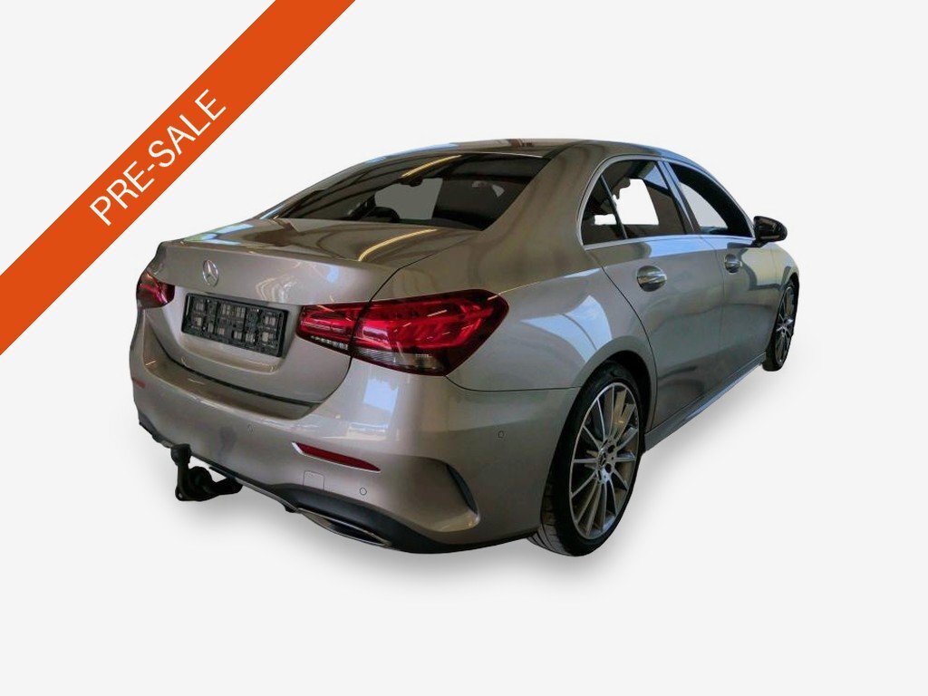 Mercedes-Benz A 220 d AMG-Line NAVI SHZ AHK PDC 4