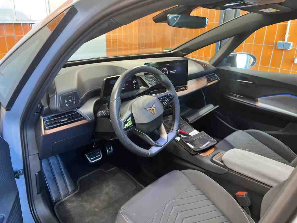 Cupra Born LED PDC 5