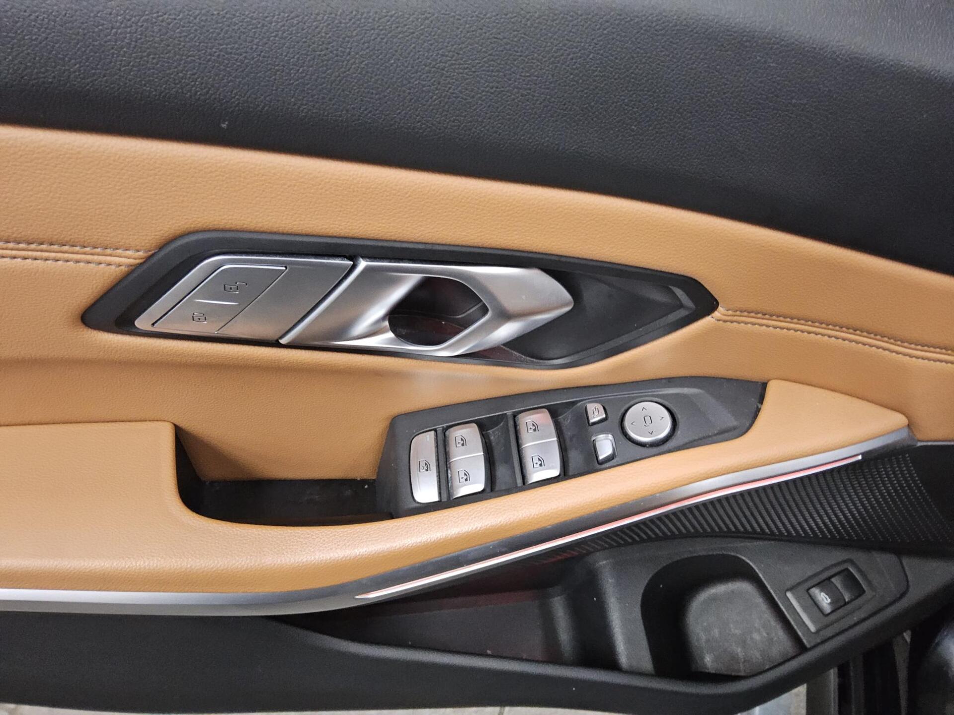 BMW 330dA Touring xDr Luxury-Line Leder Navi LED RfK 10