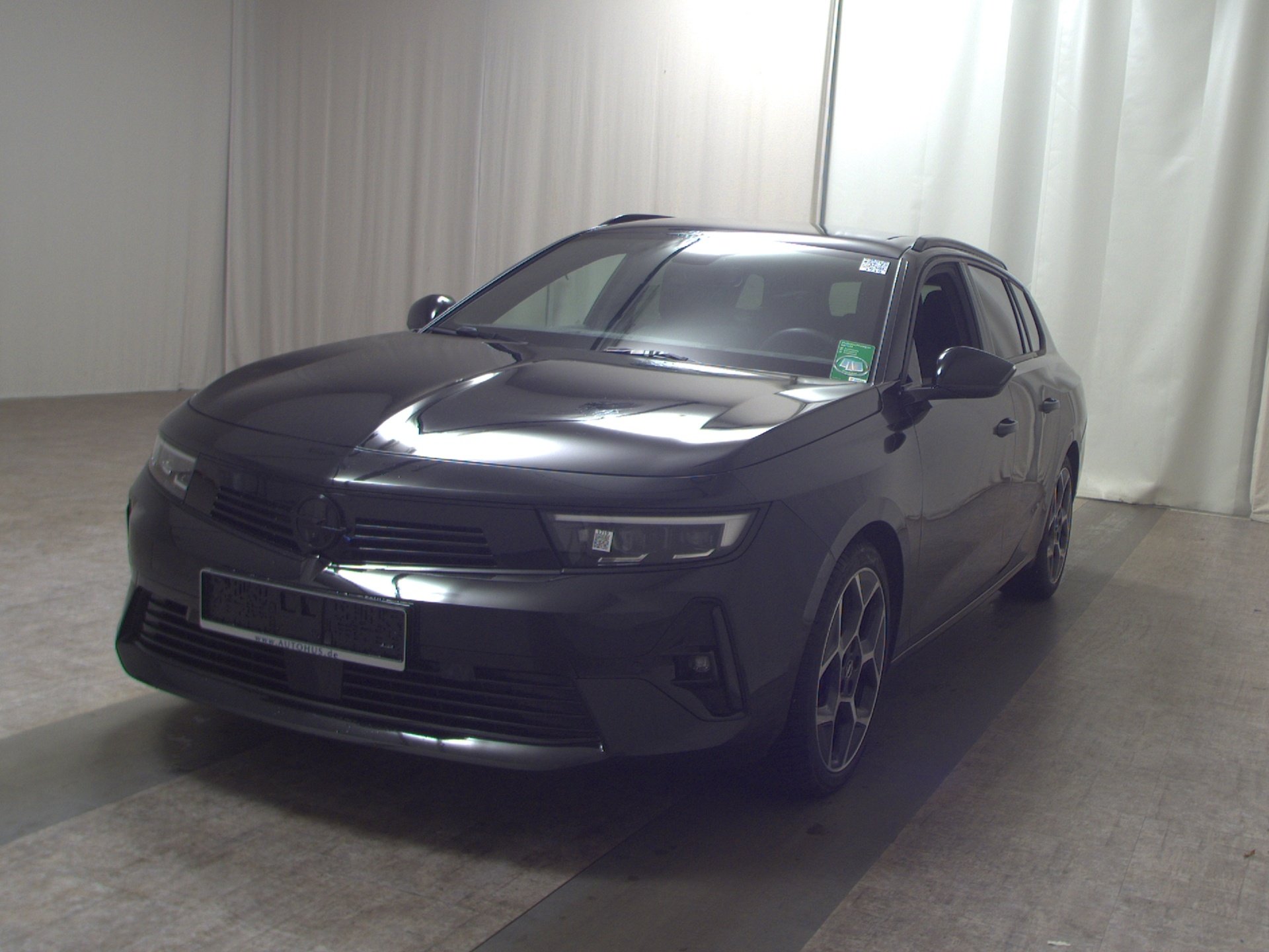 Opel Astra ST 1.2 Turbo Ultimate Navi LED HuD DC ACC 2