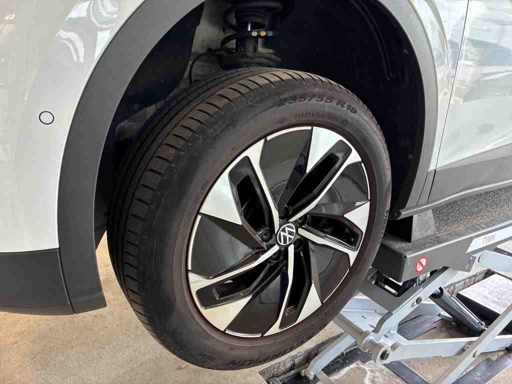 Volkswagen ID.4 Pro Performance T-LEDER NAVI KLIMAAUT LED SHZ 12