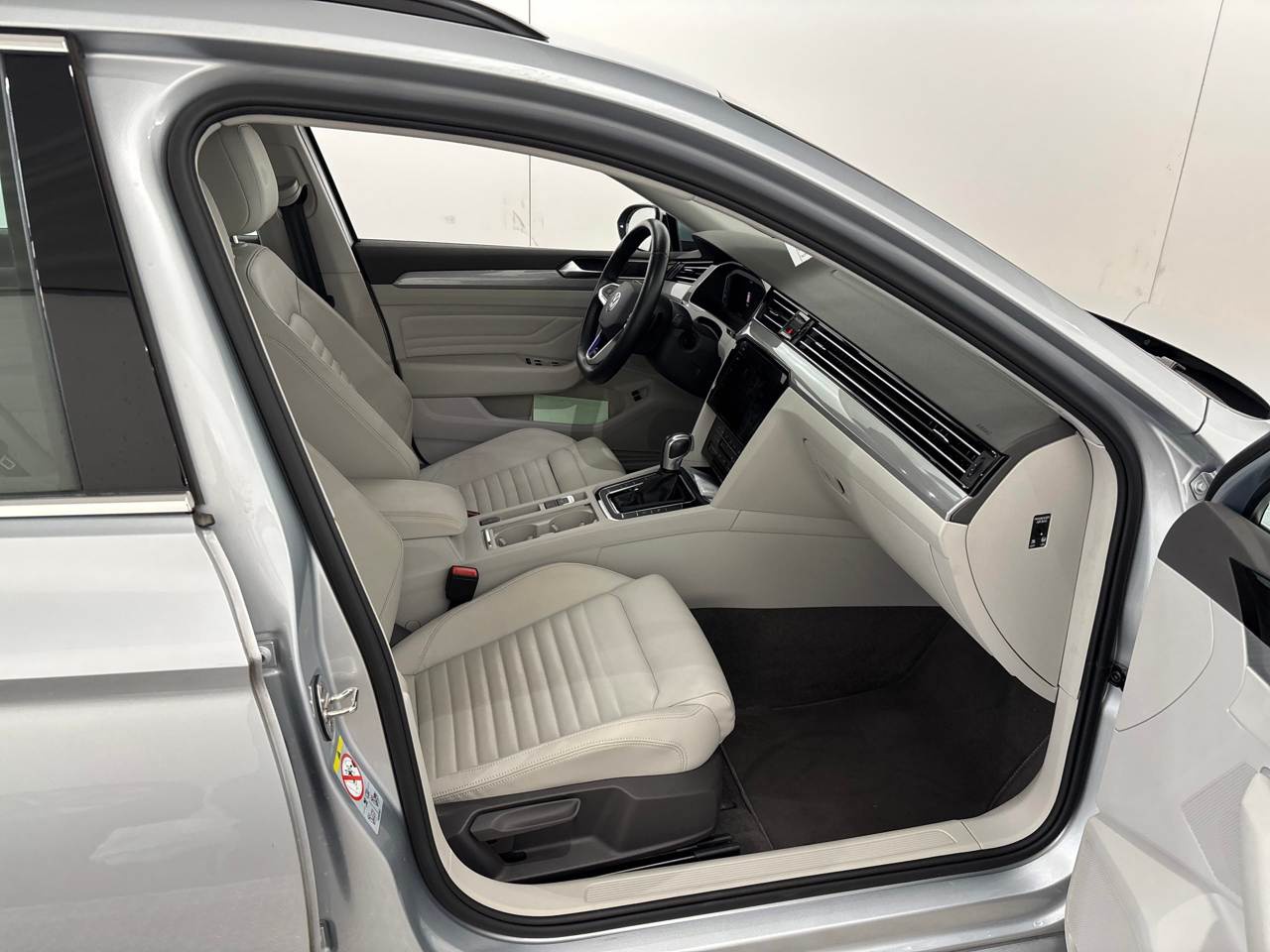 Volkswagen Passat Variant GTE 1.4 TSI 1.4 TSI GTE LEDER NAVI 10