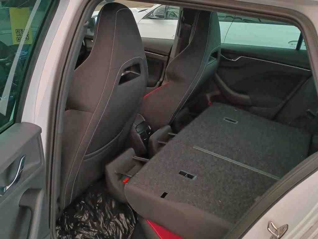 Skoda Kamiq 1.5 TSI Monte Carlo Pano AHK RFK 7