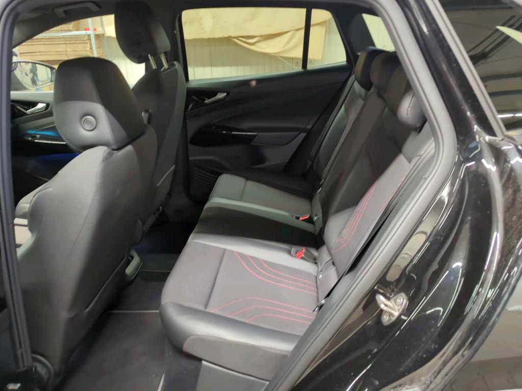 Volkswagen ID.4 GTX 4M NAVI LED PANO RFK 7